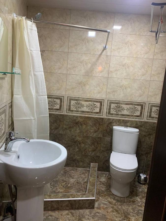 Hotel Grandis 第比利斯 外观 照片