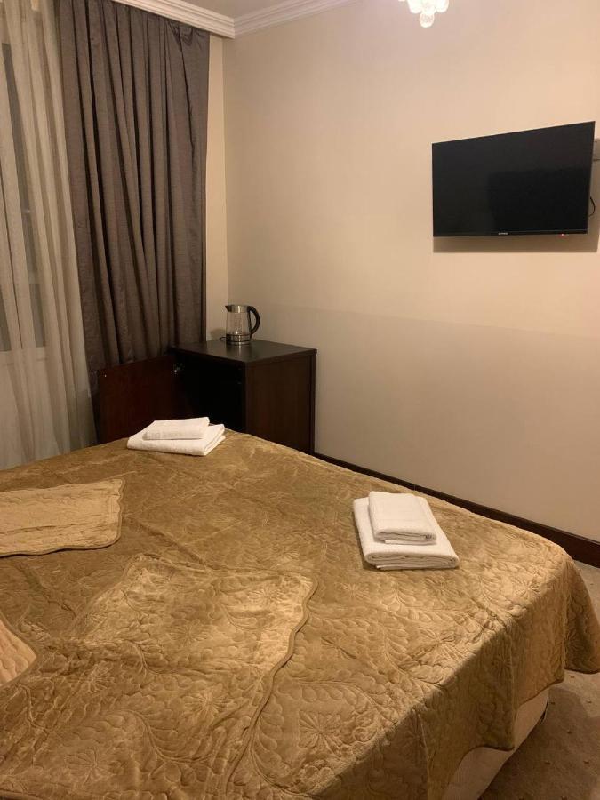 Hotel Grandis 第比利斯 外观 照片