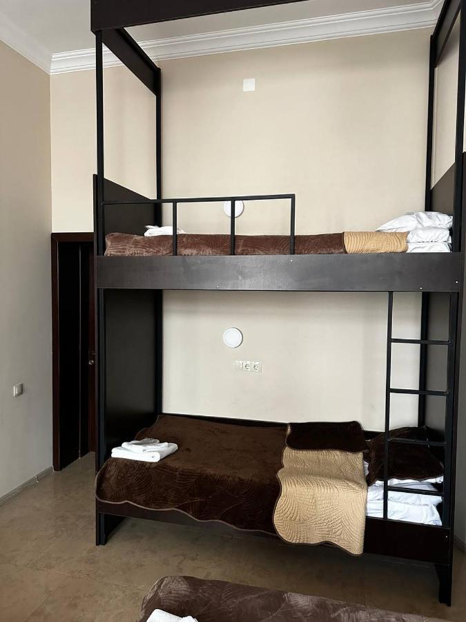 Hotel Grandis 第比利斯 外观 照片